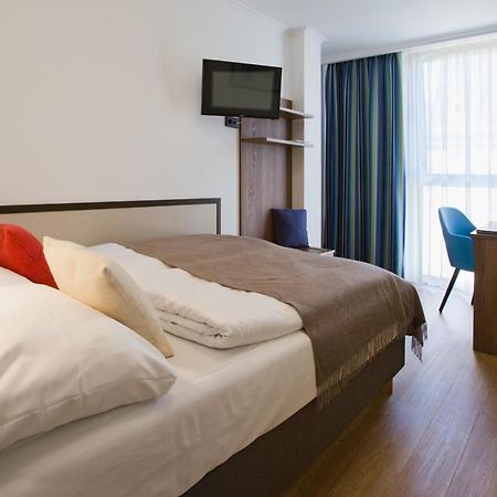 Hotel Aurbacher Hof Gmbh Мюнхен Экстерьер фото