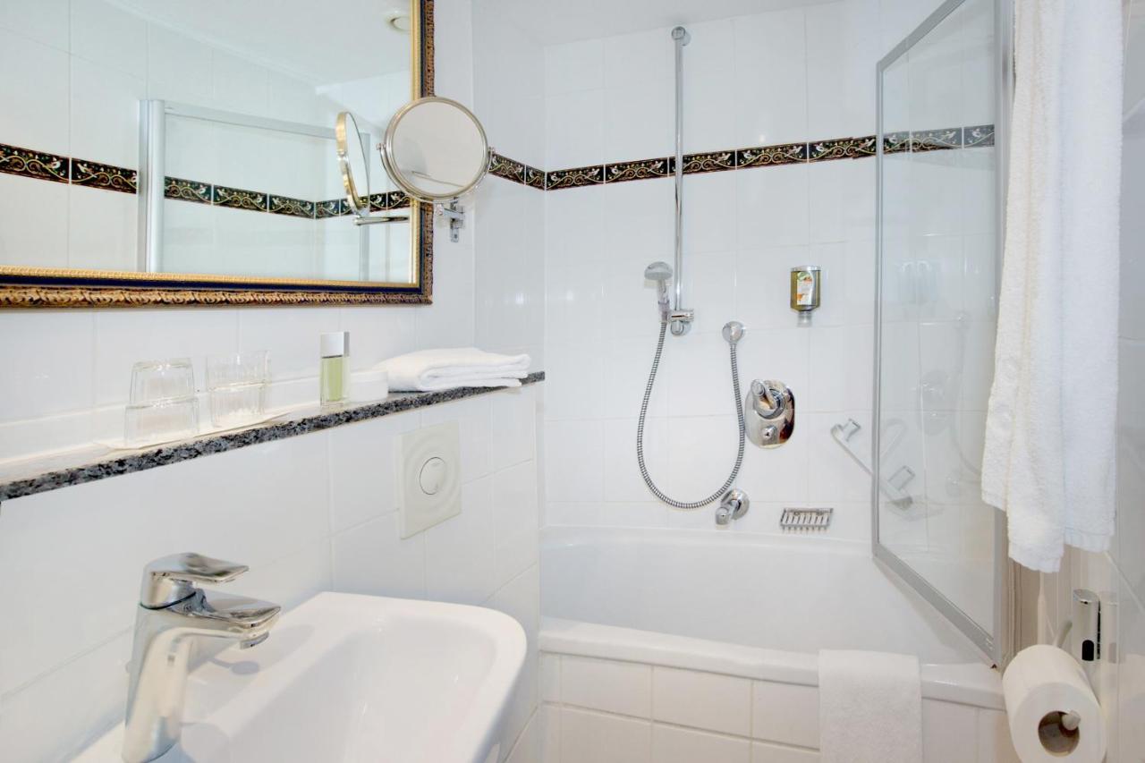 Hotel Aurbacher Hof Gmbh Мюнхен Экстерьер фото