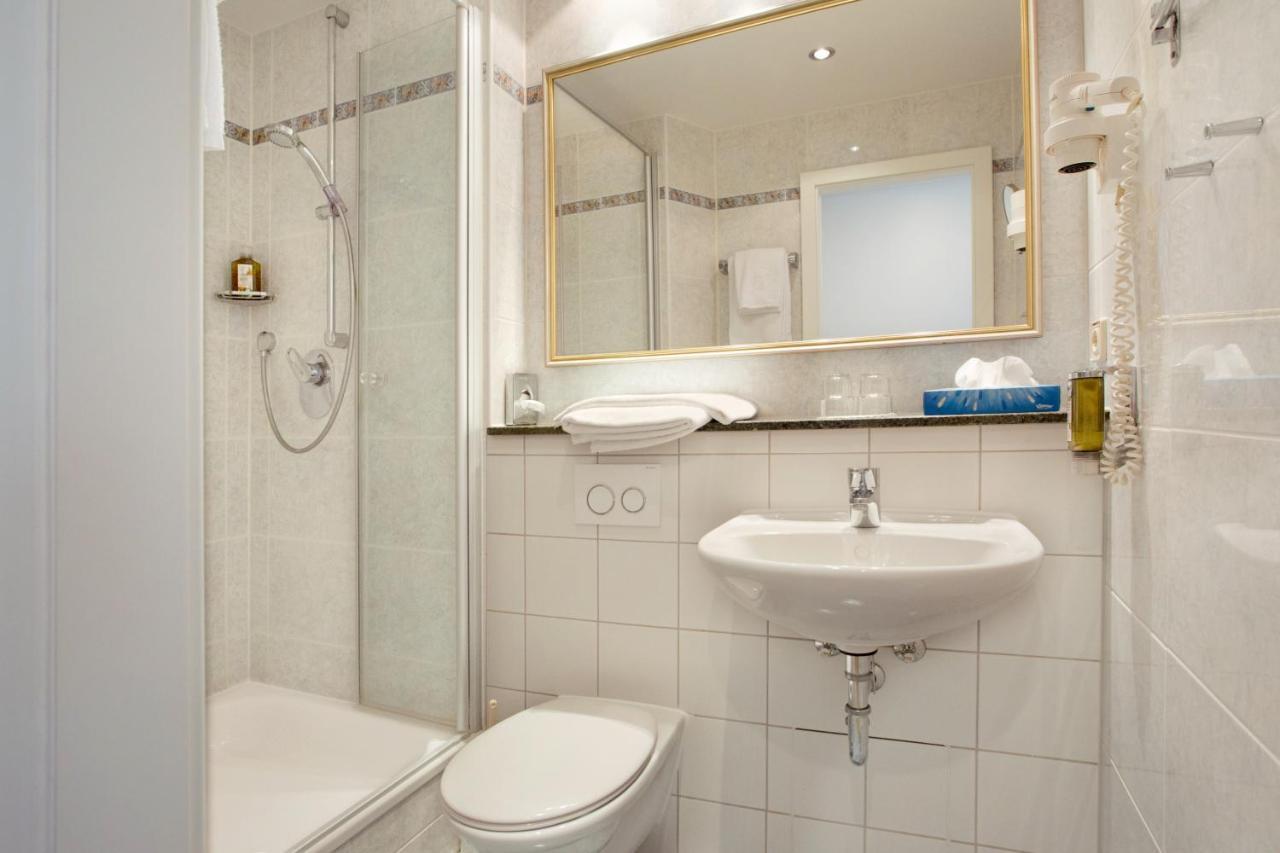 Hotel Aurbacher Hof Gmbh Мюнхен Экстерьер фото