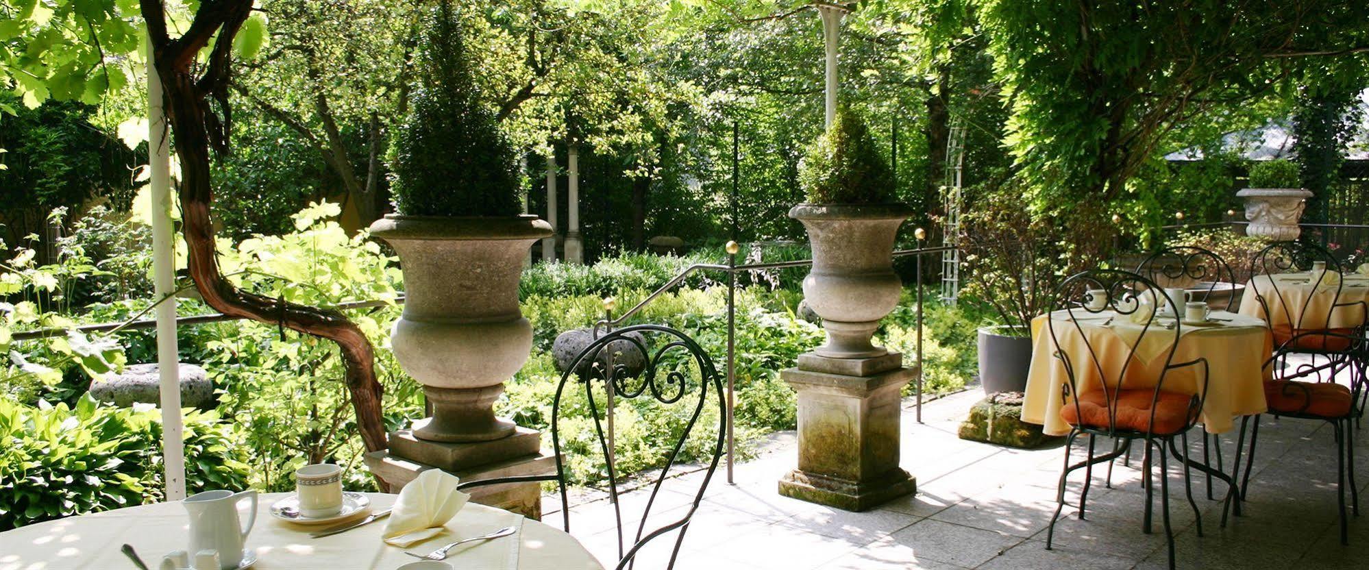 Hotel Aurbacher Hof Gmbh Мюнхен Экстерьер фото
